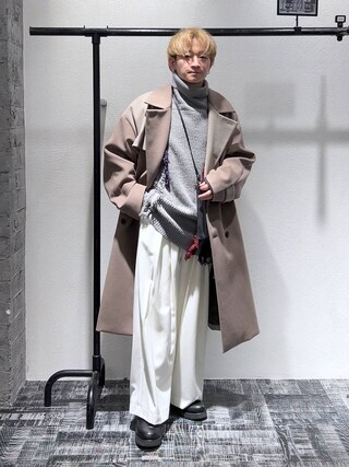 ウーリーテックハイショクダブルコート(HARE)を使ったショップスタッフ