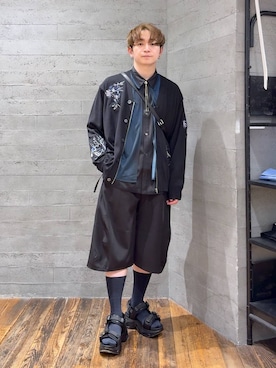 「HARE（ハレ）のアイテム（スラックス）」を使った、HARE     もりたいさん（メンズ・168cm）の春コーディネート