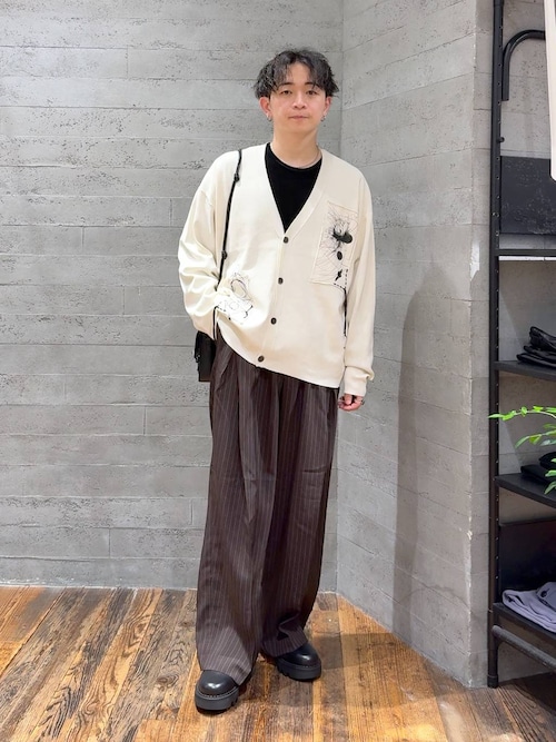 セール】ドローイングモチーフカーディガン(HARE)（カーディガン