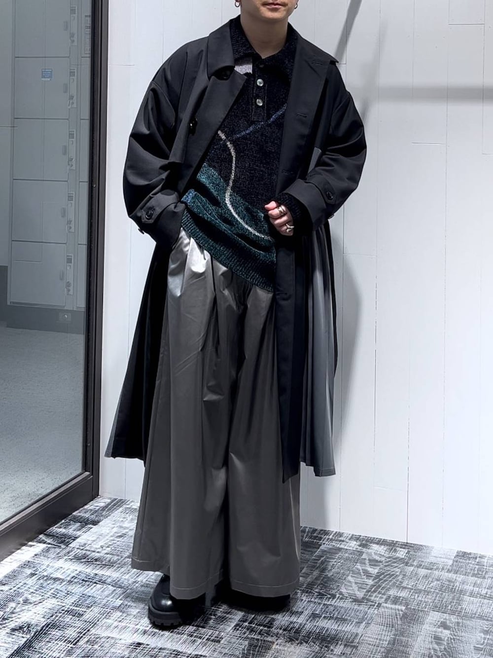 サイドプリーツステンカラーコート(HARE)を使ったメンズ人気