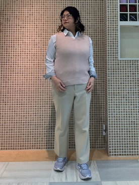 「TOKYO SHIRTS（トウキョウシャツ）のアイテム（ベスト）」を使った、BRICK HOUSE シャツ工房 葛西アリオ店さん（レディース・163cm）の春コーディネート