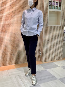 「アイテム（ビジネスシャツ）」を使った、BRICK HOUSE シャツ工房 葛西アリオ店さん（レディース・170cm）の秋コーディネート