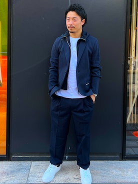 アルマーニエクスチェンジ テーラードジャケット カジュアル ネイビー b080 ARMANI EXCHANGEのテーラードジャケットを使った「オフィスカジュアル