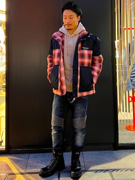 「アイテム（ダウンジャケット/コート、レッド系）」を使った、Y. SHOTAROさん（メンズ・163cm）の秋コーディネート