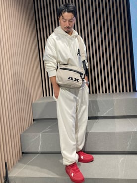 「ARMANI EXCHANGE（アルマーニエクスチェンジ）のアイテム（パーカー）」を使った、Y. SHOTAROさん（メンズ・163cm）の夏コーディネート