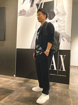 「ホワイトスニーカー」｜「アイテム（スラックス）」を使った、Y. SHOTAROさん（メンズ・163cm）の春コーディネート