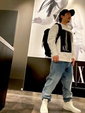 「ホワイトスニーカー」｜「アイテム（スウェット）」を使った、Y. SHOTAROさん（メンズ・163cm）の春コーディネート