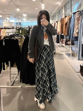 「H&M（エイチ・アンド・エム）のアイテム（ニット/セーター）」を使った、napoblackさん（レディース・158cm）の秋コーディネート