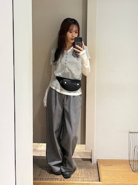 「JEANASIS（ジーナシス）のフェイクレザーポケットベルトBAG/1049645（ボディバッグ/ウエストポーチ、ブラック系）」を使った、HARUさん（レディース・163cm）の夏コーディネート