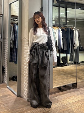 「アイテム（つなぎ/オールインワン、ブラウン系）」を使った、HARUさん（レディース・163cm）の秋コーディネート