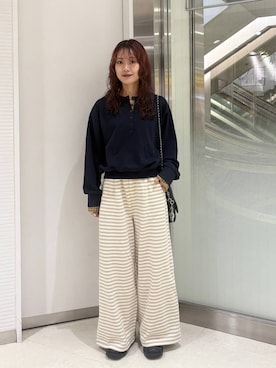 「JEANASIS（ジーナシス）の2WAYバックルサボ/1066512（モカシン/デッキシューズ、ブラック系）」を使った、HARUさん（レディース・163cm）の秋コーディネート