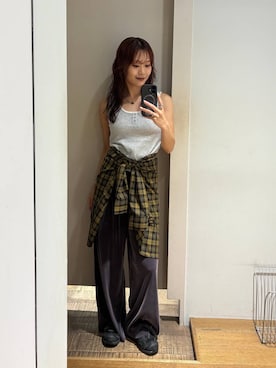 「JEANASIS（ジーナシス）のベロアイージーパンツ/1047062（その他パンツ、グレー系）」を使った、HARUさん（レディース・163cm）の夏コーディネート