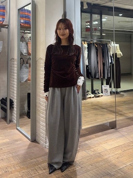 「JEANASIS（ジーナシス）のレースアップポインテッドミュール/657166（パンプス、ブラック系）」を使った、HARUさん（レディース・163cm）の夏コーディネート