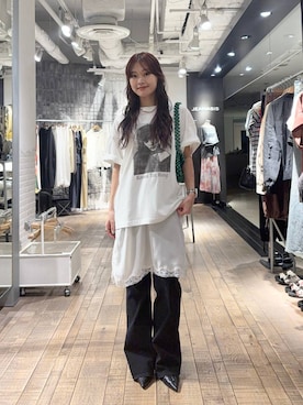 「JEANASIS（ジーナシス）のアイテム（パンツ）」を使った、HARUさん（レディース・163cm）の春コーディネート