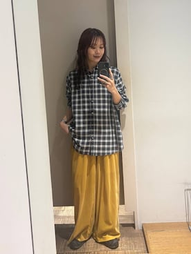 「JEANASIS（ジーナシス）のベロアイージーパンツ/1047062（その他パンツ、イエロー系）」を使った、HARUさん（レディース・163cm）の夏コーディネート