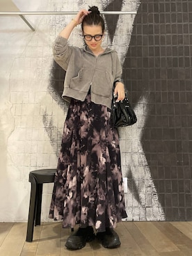 「アイテム（ピアス（両耳用））」を使った、AI_YOSHIHARAさん（レディース・165cm）の秋コーディネート