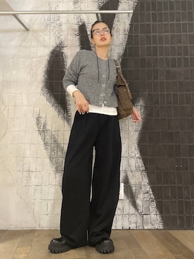 「アイテム（チョーカー）」を使った、AI_YOSHIHARAさん（レディース・165cm）の秋コーディネート