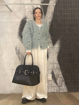 「アイテム（シュシュ）」を使った、AI_YOSHIHARAさん（レディース・165cm）の冬コーディネート