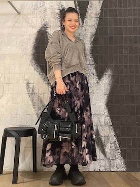 「アイテム（タンクトップ）」を使った、AI_YOSHIHARAさん（レディース・165cm）の秋コーディネート