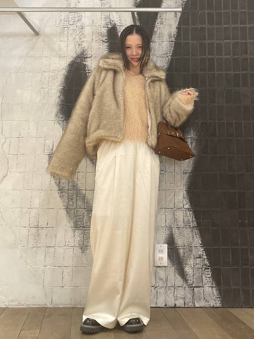 【最安値　ほぼ未使用】JEANASiS MIX ファーコート Fサイズ　ベージュ この冬スタイリングの主役にピッタリ！】MIXカラーファーブルゾン