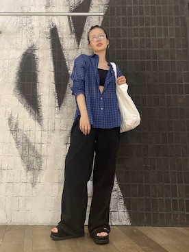 「JEANASIS（ジーナシス）のアイテム（パンツ）」を使った、AI_YOSHIHARAさん（レディース・165cm）の春コーディネート