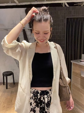 「アイテム（ピアス（両耳用））」を使った、AI_YOSHIHARAさん（レディース・165cm）の秋コーディネート