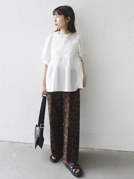 「SHIPS Colors（シップス カラーズ）のアイテム（ネックレス）」を使った、上條さん（レディース・162cm）の夏コーディネート