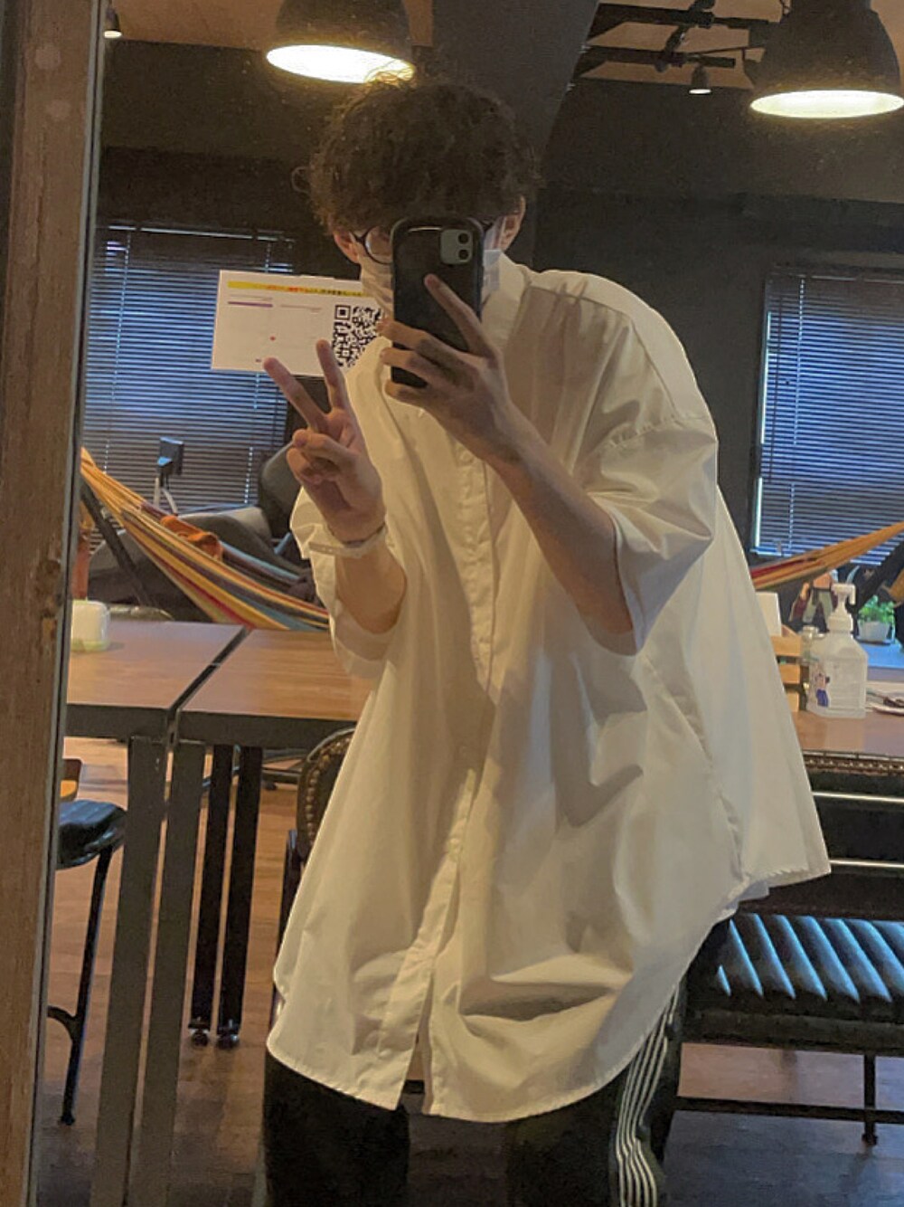 「Needlesのアイテム（その他パンツ、ブラック系）」を使った、しゅうさん（メンズ・176cm）の夏コーディネートの1枚目の写真