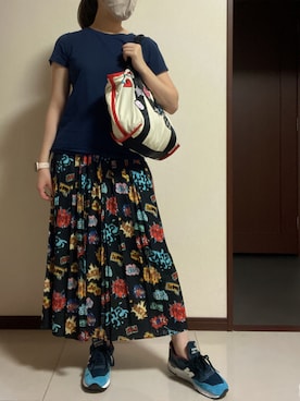 「STAR（スター）のアイテム」を使った、ろっきー24さん（レディース・165cm）の秋コーディネート