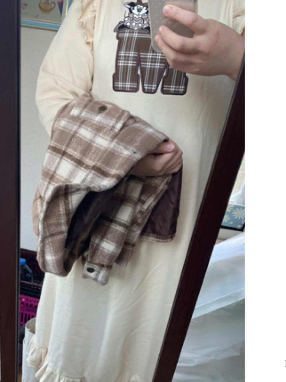 「Areeamの甘く溶け込むチェックジャケット（その他アウター、ブラウン系）」を使った、ayuさん（レディース・164cm）の冬コーディネートの1枚目の写真