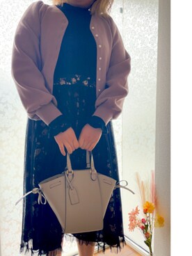「おとなコーデ」｜「アイテム（トートバッグ）」を使った、ayuさん（レディース・164cm）の春コーディネート