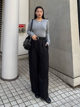 「スラックスパンツ」｜「アイテム（アクセサリー）」を使った、miuさん（レディース・158cm）の秋コーディネート