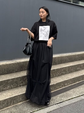 「Lui's（ルイス）のOUT OF FOCUS Tシャツ（Tシャツ/カットソー、ブラック系）」を使った、miuさん（レディース・158cm）の春コーディネート