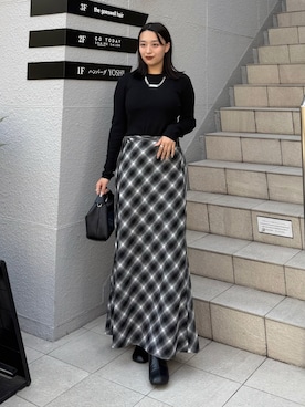 「黒コーデ」｜「アイテム（バッグ）」を使った、miuさん（レディース・158cm）の秋コーディネート
