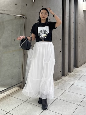 「Lui's（ルイス）のシルケットフォトTシャツ（Tシャツ/カットソー、ブラック系）」を使った、miuさん（レディース・158cm）の春コーディネート