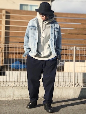 「Champion（チャンピオン）のアイテム（パーカー）」を使った、munikunさん（メンズ・168cm）の冬コーディネート