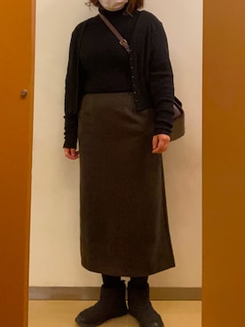 「H&M（エイチ・アンド・エム）のアイテム（カーディガン/ボレロ）」を使った、森本さん（レディース・163cm）の春コーディネート