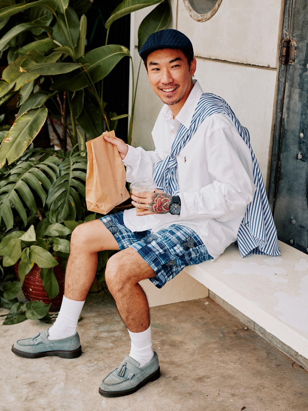 Dr. Martensのローファー（ブルー系）を使ったメンズ人気ファッション