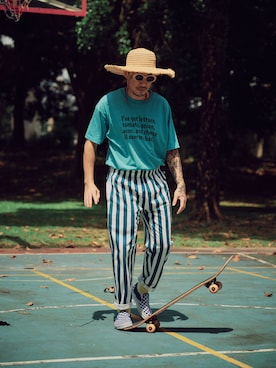 「Saint Laurent」｜「アイテム（スリッポン）」を使った、Ethan Chuさん（メンズ・172cm）の秋コーディネート