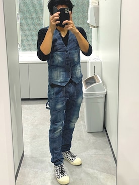 「AZUL by moussy（アズールバイマウジー）のアイテム（Tシャツ/カットソー）」を使った、つばささん（メンズ・171cm）の春コーディネート