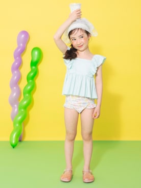 「BRANSHES（ブランシェス）の【水着 / SWIM】フリルタンキニ（水着、グリーン系）」を使った、branshesさん（キッズ・110cm）の夏コーディネート