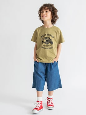 「BRANSHES（ブランシェス）のペインター風ワイドハーフパンツ（その他パンツ、ブルー系）」を使った、branshesさん（キッズ・110cm）の夏コーディネート