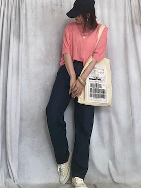 「アイテム（折りたたみ傘、ピンク系）」を使った、♥︎ 𝕃𝕆𝕍𝔼 ♥︎さん（レディース・163cm）の春コーディネート