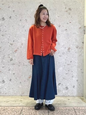 「アイテム（デニムスカート）」を使った、BEAMS BOYさん（レディース・156cm）の秋コーディネート