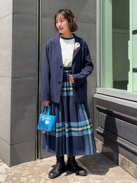 「Champion（チャンピオン）のアイテム」を使った、BEAMS BOYさん（レディース・168cm）の秋コーディネート