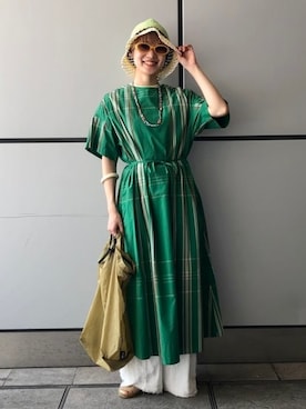 「ペーパーハット」｜「アイテム（ワンピース/ドレス）」を使った、BEAMS BOYさん（レディース・153cm）の夏コーディネート