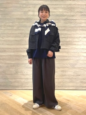 Gramicciのスラックス（グレー系）を使った人気ファッション