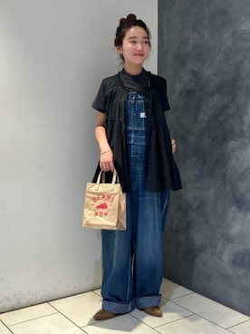 「Tシャツ×デニム」｜「アイテム（サロペット/オーバーオール）」を使った、BEAMS BOYさん（レディース・157cm）の夏コーディネート