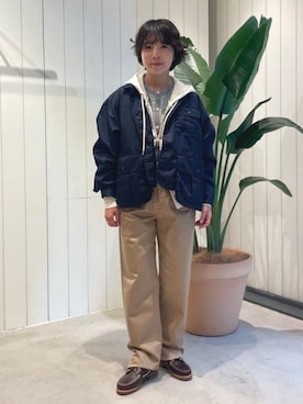 「アイテム（ミリタリージャケット）」を使った、BEAMS BOYさん（レディース・150cm）の秋コーディネート