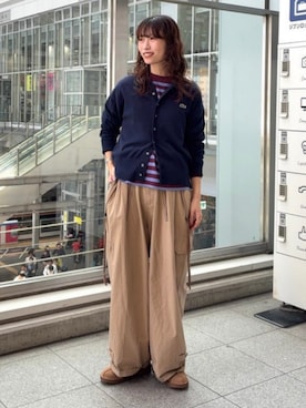 「LACOSTE（ラコステ）の【別注】LACOSTE / ポロ カーディガン（カーディガン/ボレロ、ブルー系）」を使った、BEAMS BOYさん（レディース・155cm）の秋コーディネート